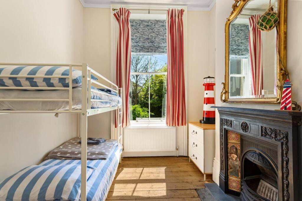 Luxurious Victorian, A Few Minutes From The Beach - Sleeps 2 Adults And Up To 3 Children Apartment St Leonards-on-Sea Exterior photo